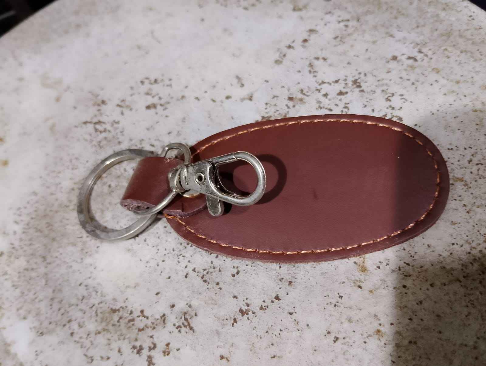ORIGINAL LEATHER KEYCHAIN WITH HOILDER