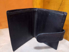 Front view of Women’s Black Leather Purse Wallet