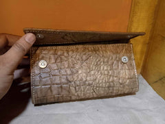 CROCODILE LEATHER BROWN WALLET FOR WOMEN