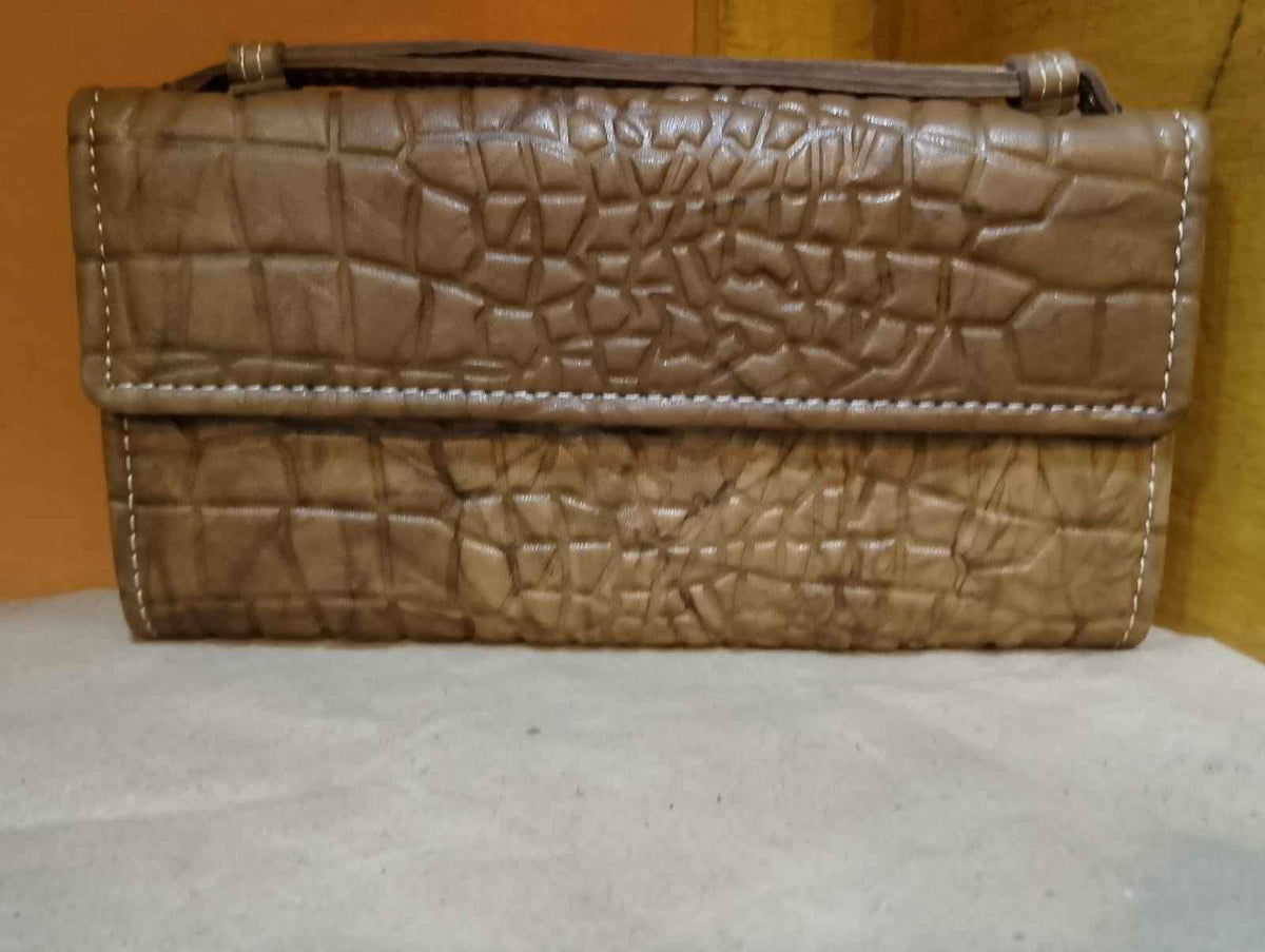 CROCODILE LEATHER BROWN WALLET FOR WOMEN