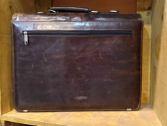 OFFICE CARRYING  LEATHER BAG FOR MAN . BREIFCASES FOR LAPTOP